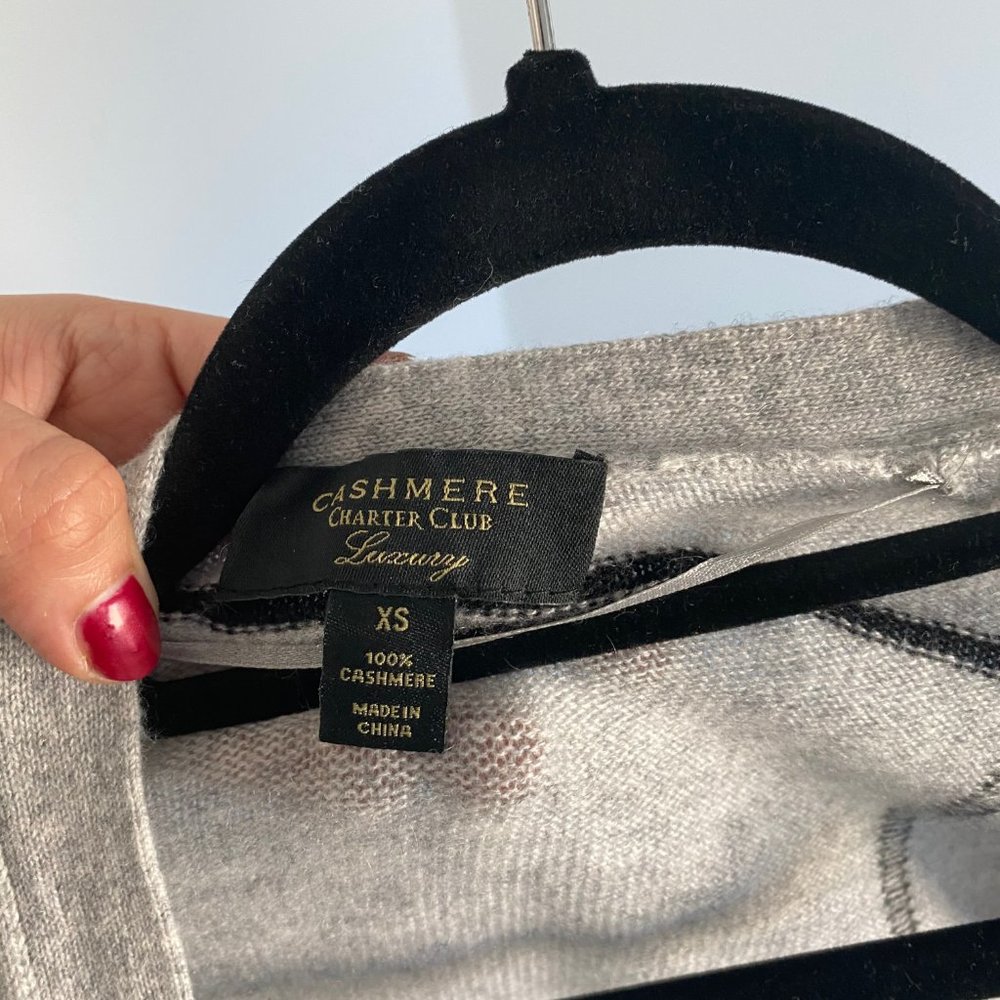 100% Cashmere - Picture 2 of 2